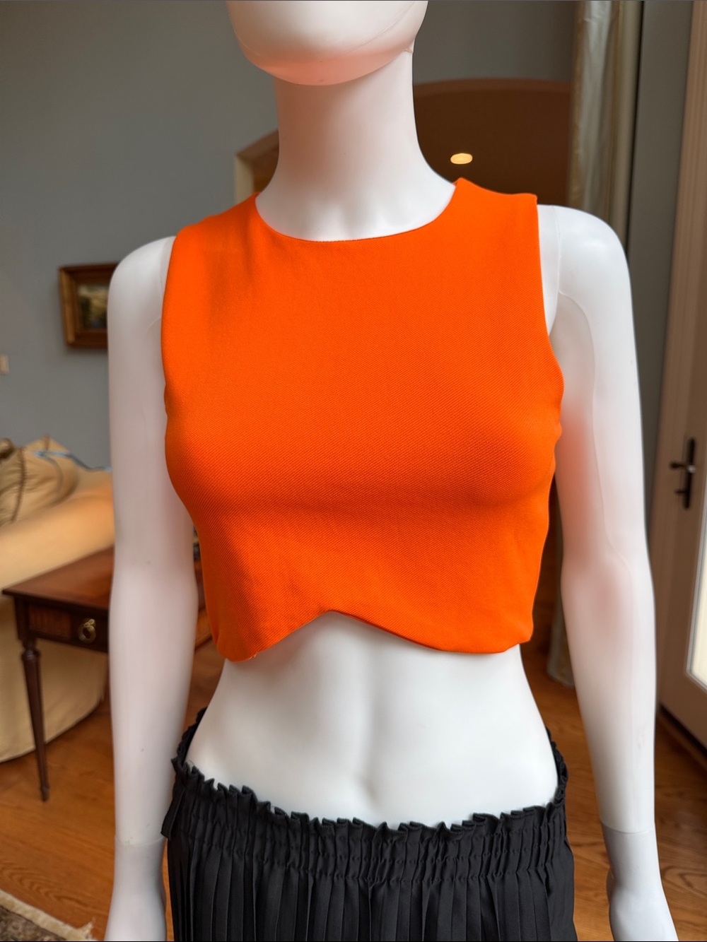 glam Orange Sleeveless Pointed-Hem Crop Top